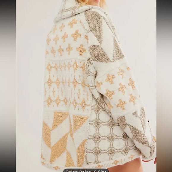 Women's Oversized Cream Patterned Sweater. Size XS. NWT - Picture 2 of 3